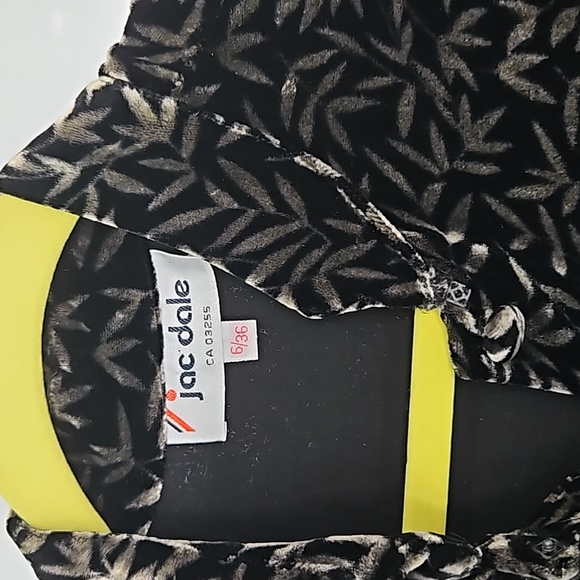 JacDale velour leave pattern shirt - Picture 3 of 3